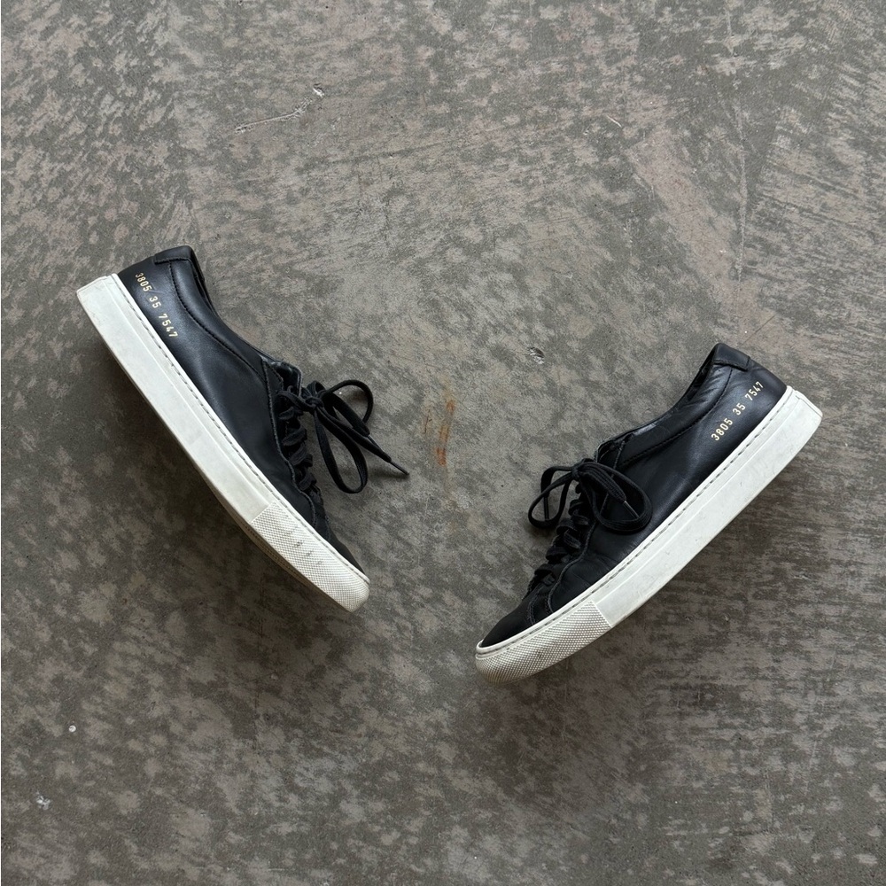 Common Projects Women’s Classic Leather Sneakers Black Lace Size 38